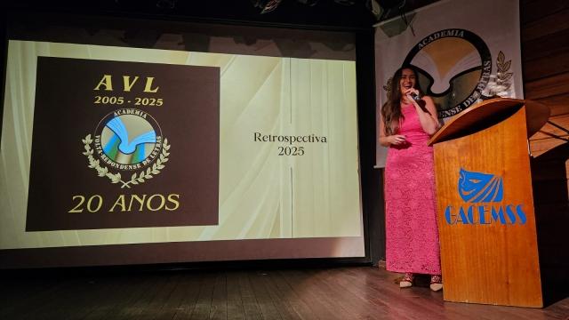 $Vinte anos da AVL: uma noite em que a arte e a palavra se encontraram
